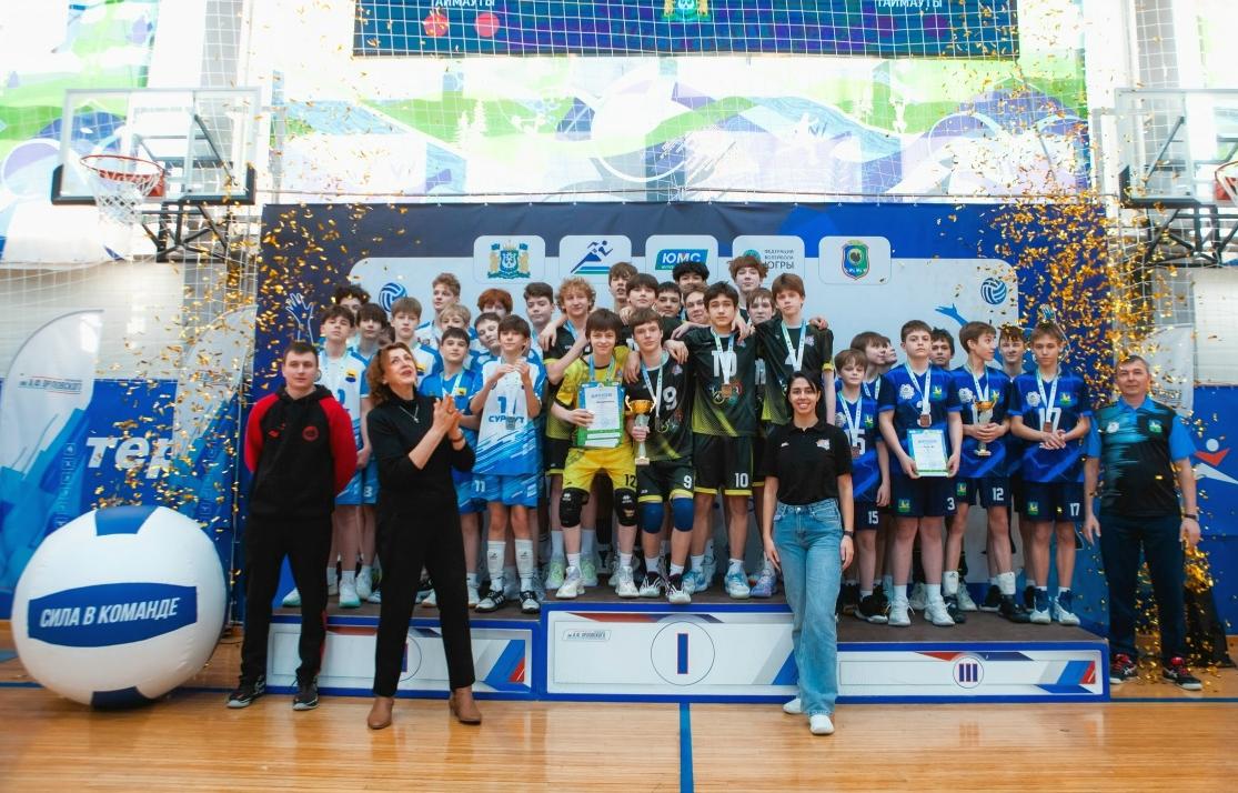 Нягань — пьедестал